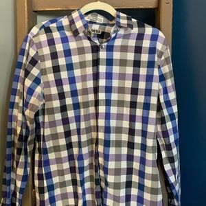 Lot of 2 men’s shirts
